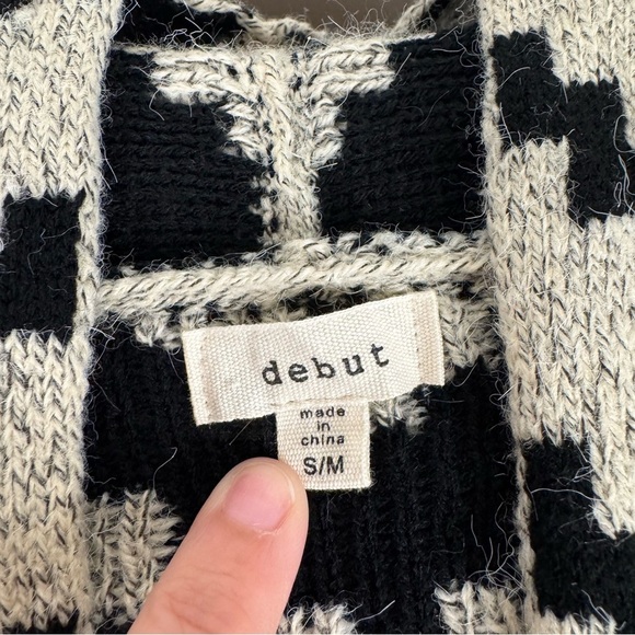 Debut Southwestern Aztec Knit Cardigan Sweater Black Cream Multi S/M - Picture 2 of 8